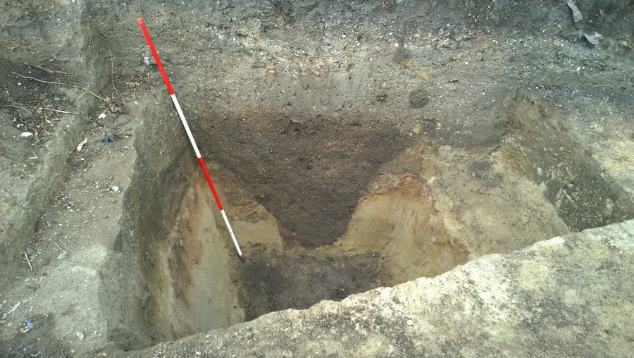 Kastell Gernsheim excavation area: defensive ditch