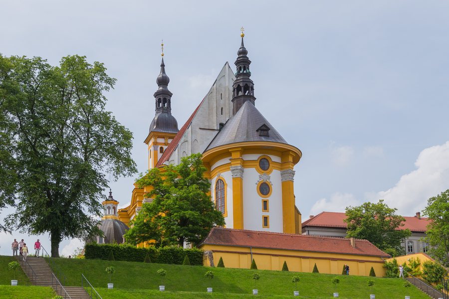 File:Kloster Neuzelle Stiftskirche St Marien 05.jpg