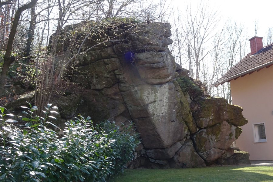 File:Böllsteiner Granitfelsen 2022.JPG