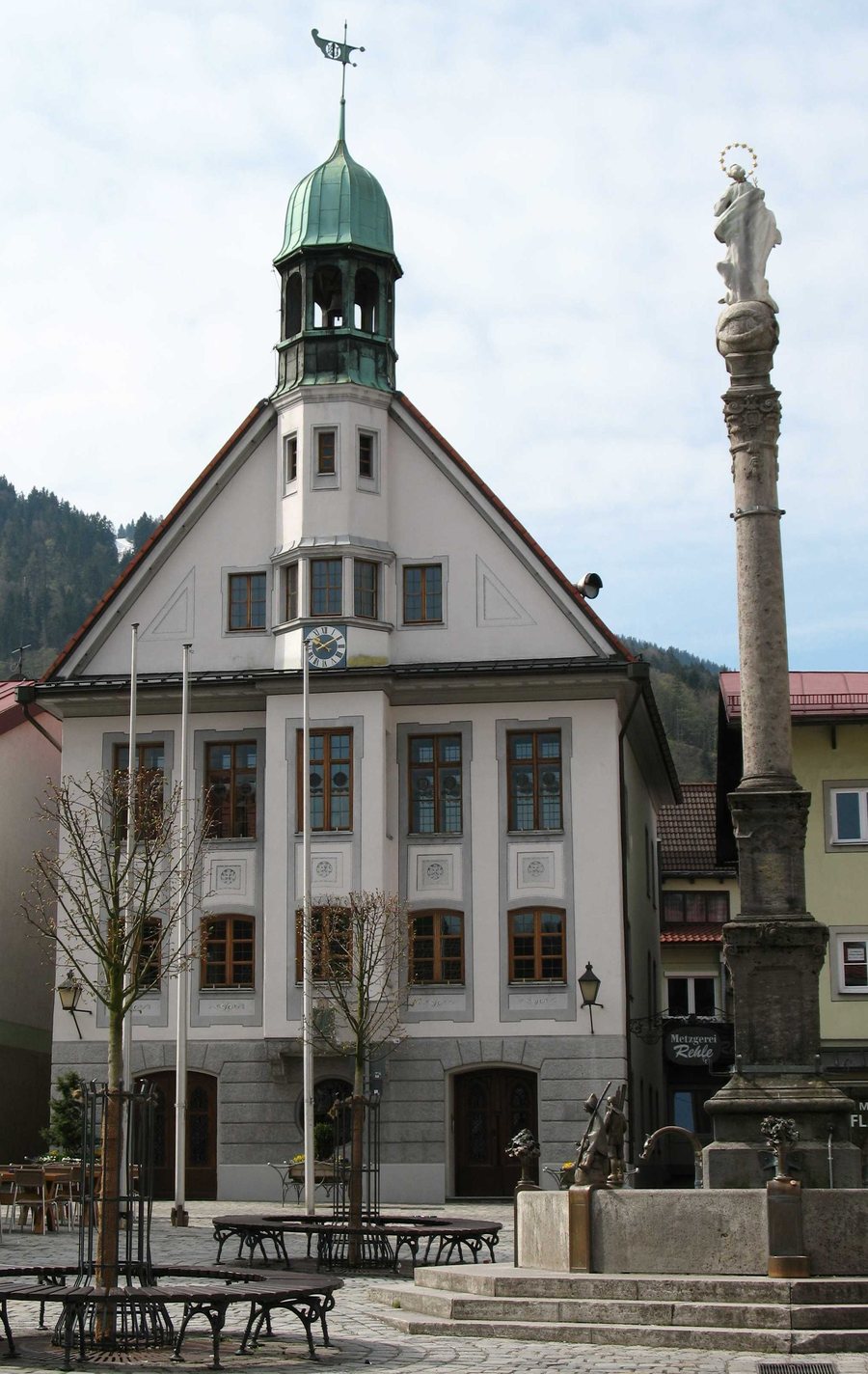 File:Rathaus Immenstadt i. Allgäu.jpg