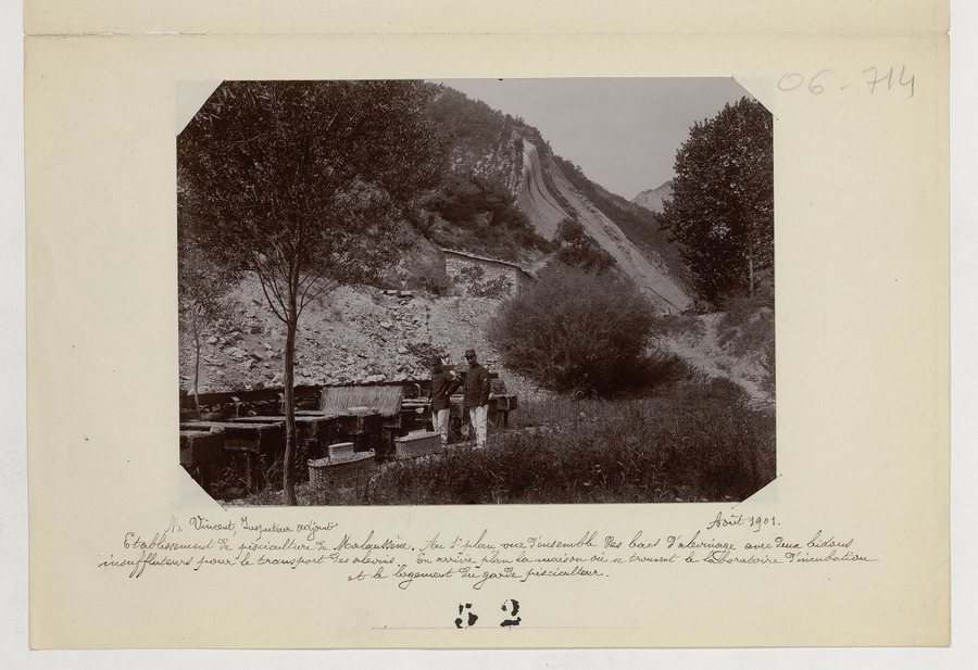 File:Établissement de pisciculture de Malaussène (bacs d'alevinage) - Vincent - btv1b10700455d.jpg