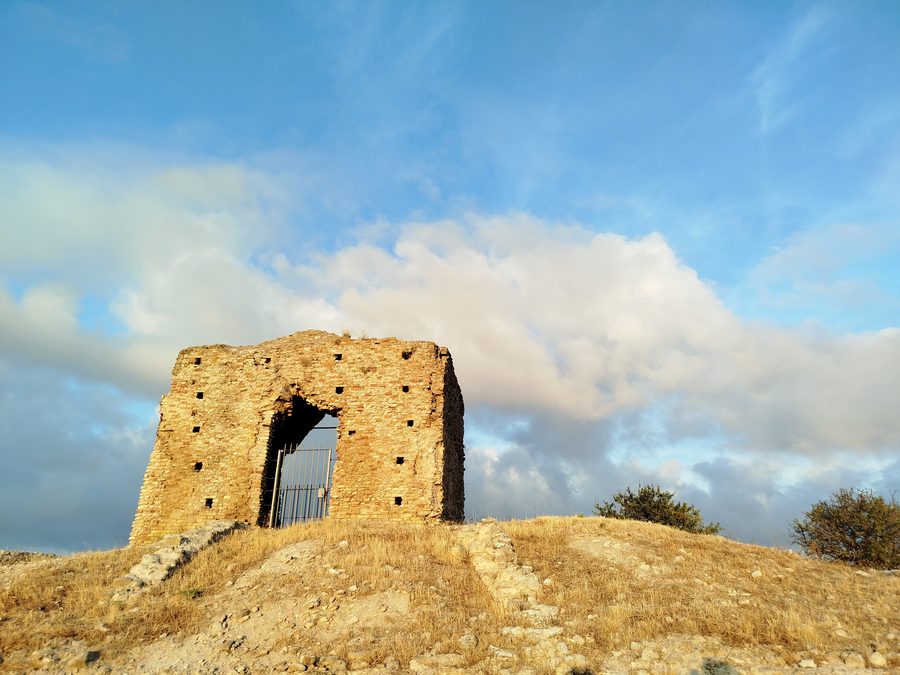 Archäologische Überreste von Castel Fiorentino bei Torremaggiore