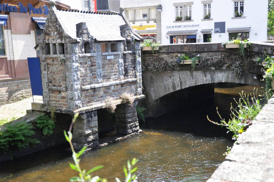 File:Pont-Aven (France).jpg