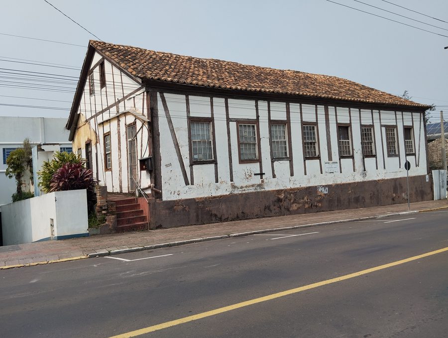 Denkmalgeschütztes Salão Holler in Ivoti, Rio Grande do Sul