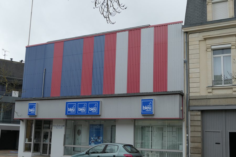 File:Laval - France Bleu Mayenne.jpg
