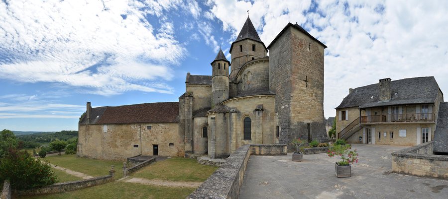 File:France NA 19 Saint-Robert 04.jpg