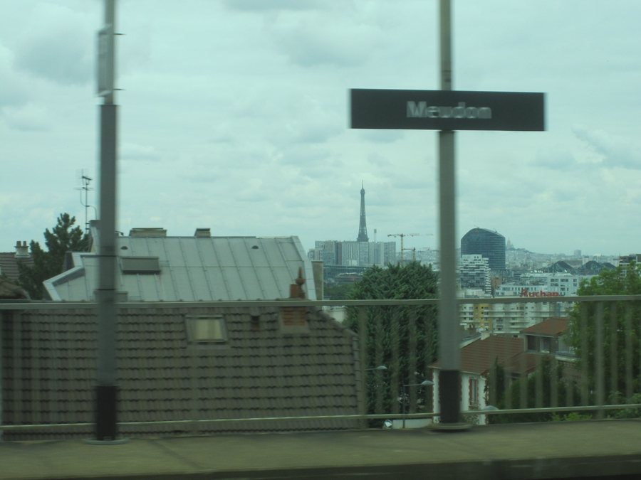 File:Eiffel Tower seen from Meudon Station.jpg