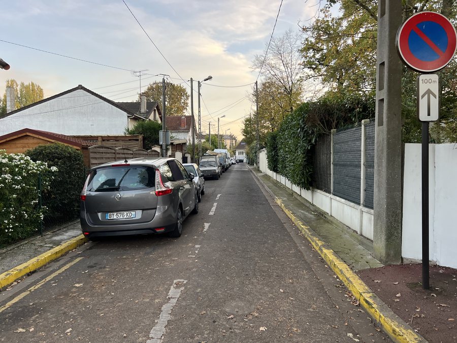 File:Allée Aigrepont - Livry-Gargan (FR93) - 2022-11-12 - 1.jpg