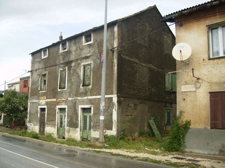 File:Kaštel Sućurac, Croatia - panoramio.jpg