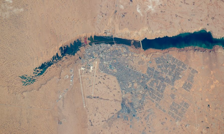Вид на Эль-Аюн с Международной космической станции