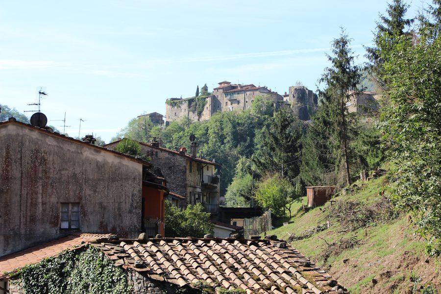 Панорама Пьетрабуоны в Пескии