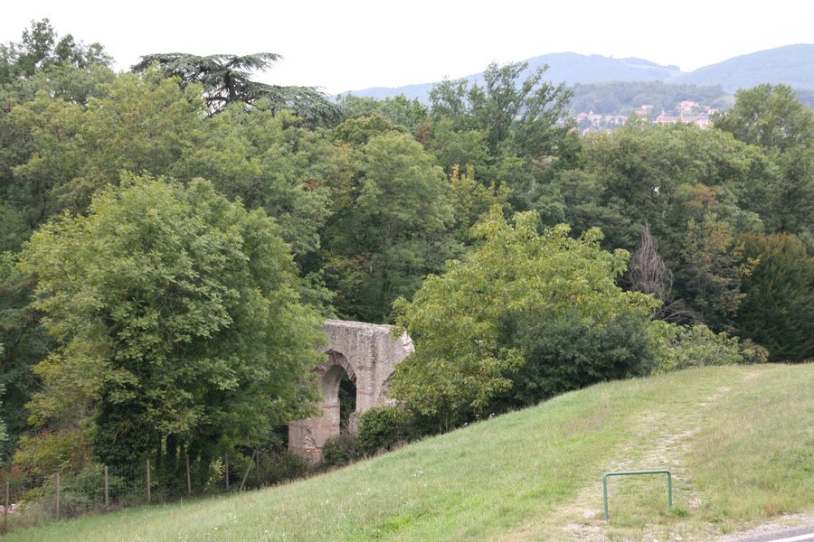 File:Pont du Mornantet - Mornant. 010.jpg
