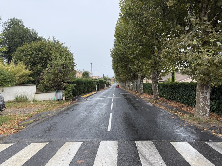 File:Avenue Mairie - Blacé (FR69) - 2025-08-19 - 1.jpg