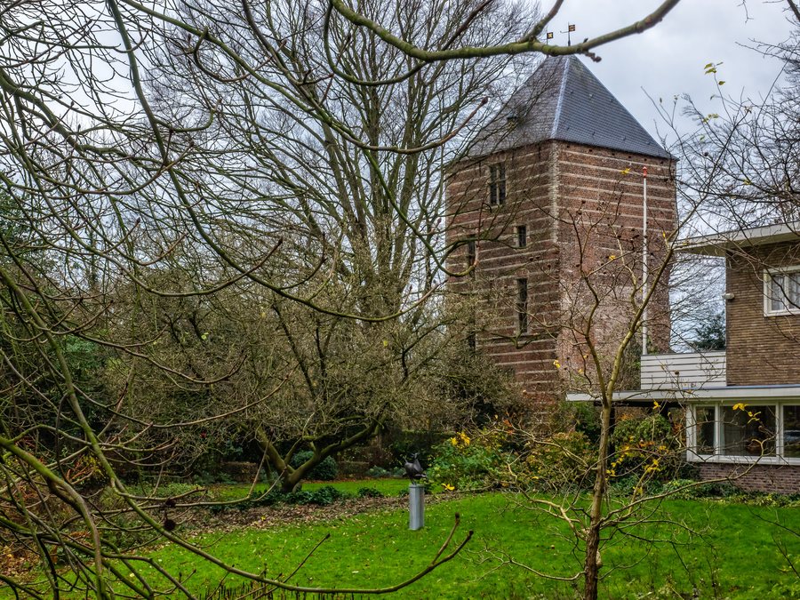 File:Kasteeltoren IJsselstein te IJsselstein - Rijksmonument (23456804212).jpg