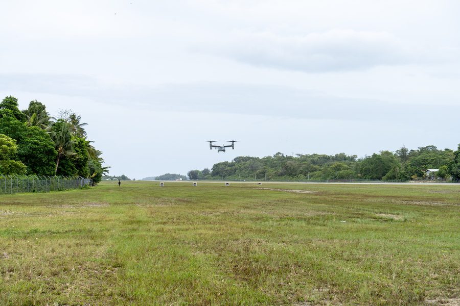 MV-22B Osprey приземляется в аэропорту Мунды на Новой Георгии