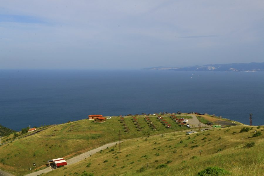 Ländliche Landschaft im Kartaltepe-Naturpark im weiteren Bezirk Şarköy nahe Uçmakdere