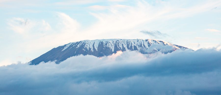 Blick auf das Kilimandscharo-Massiv in Tansania.