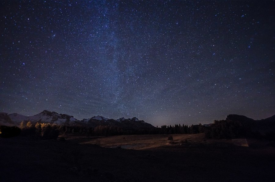 File:La Joue du Loup, Le Dévoluy, France (Unsplash 2O18Tz8QidM).jpg