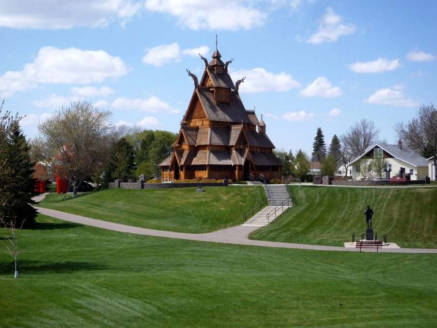 Stabkirche im Scandinavian Heritage Park in Minot, North Dakota