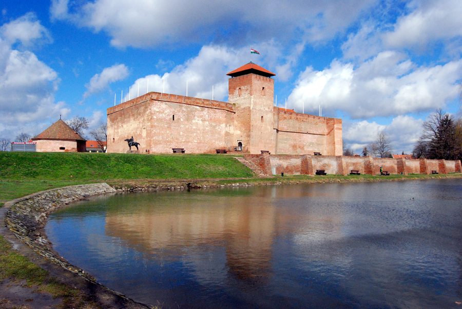 Замок Дьюлы в Венгрии