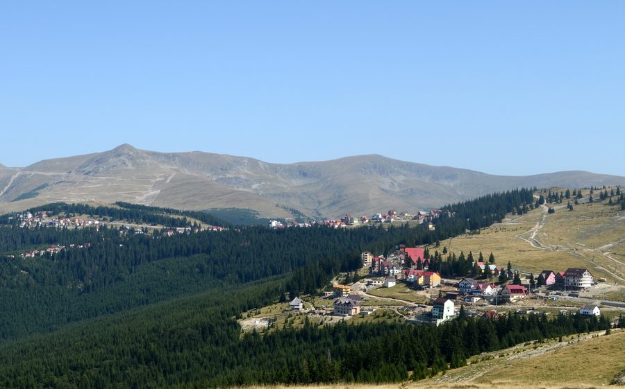 Вид на горный курорт Рынка в уезде Горж