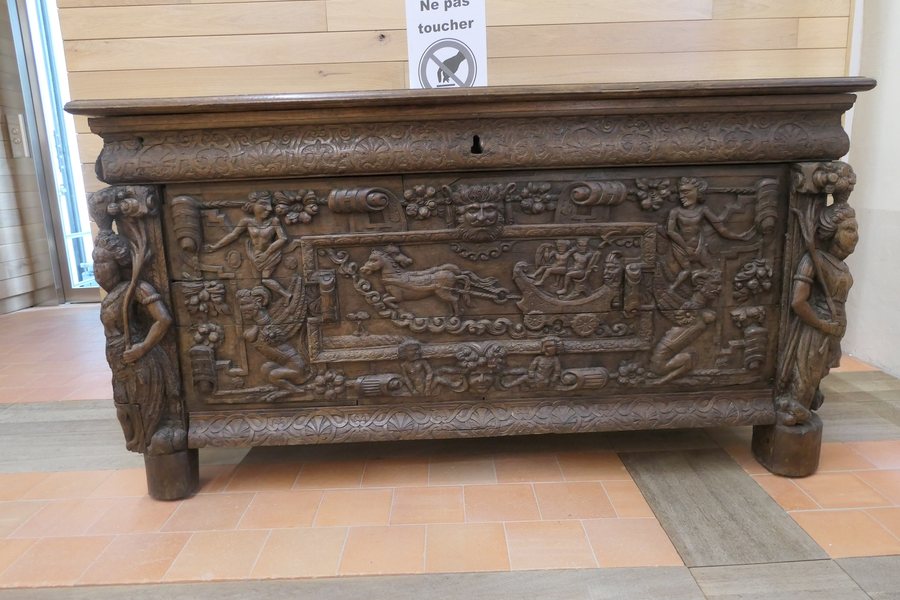 File:Mayenne - musée 009.jpg