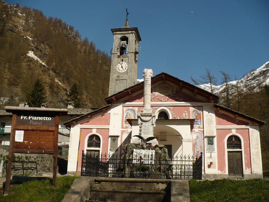 Церковь в Пианетто, Вальпрато-Соана, в долине Соана