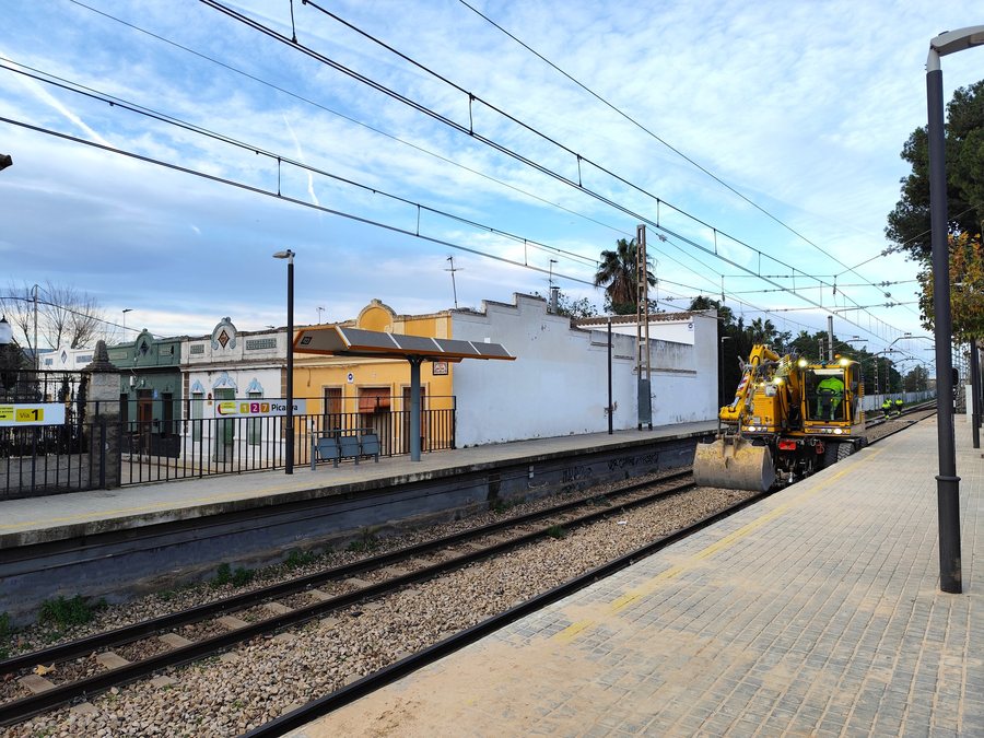 File:Estación de Picanya (2025).jpg