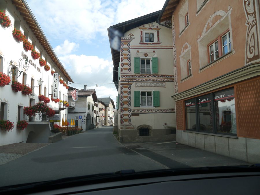 Santa Maria Val Müstair в кантоне Граубюнден