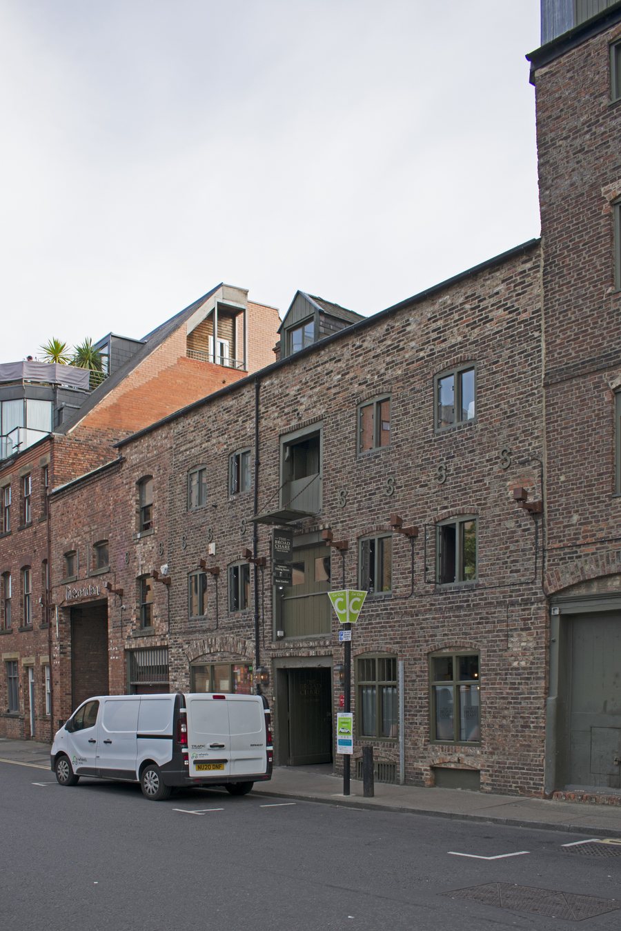 File:Newcastle upon Tyne Broad Chare 12.jpg