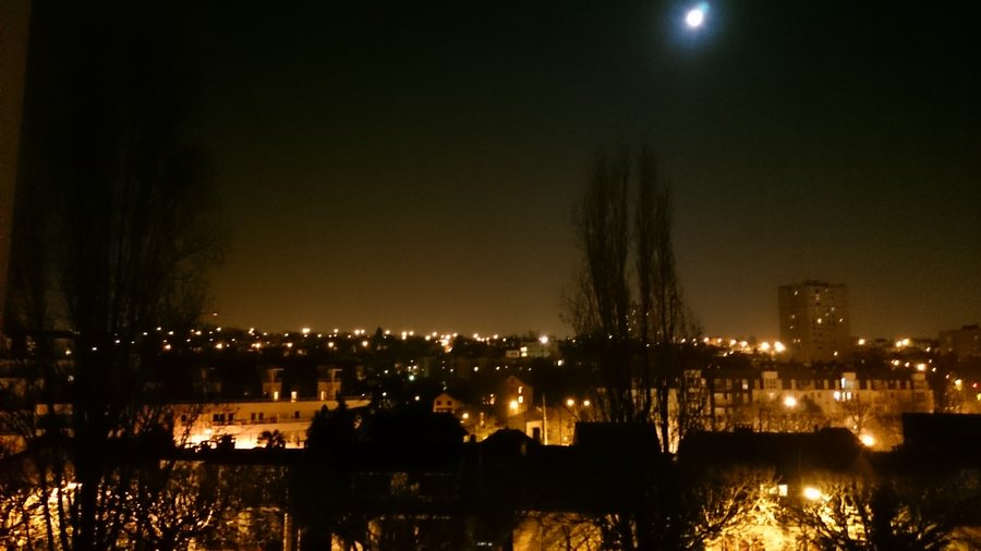 File:Cachan-France- Night 4.jpg