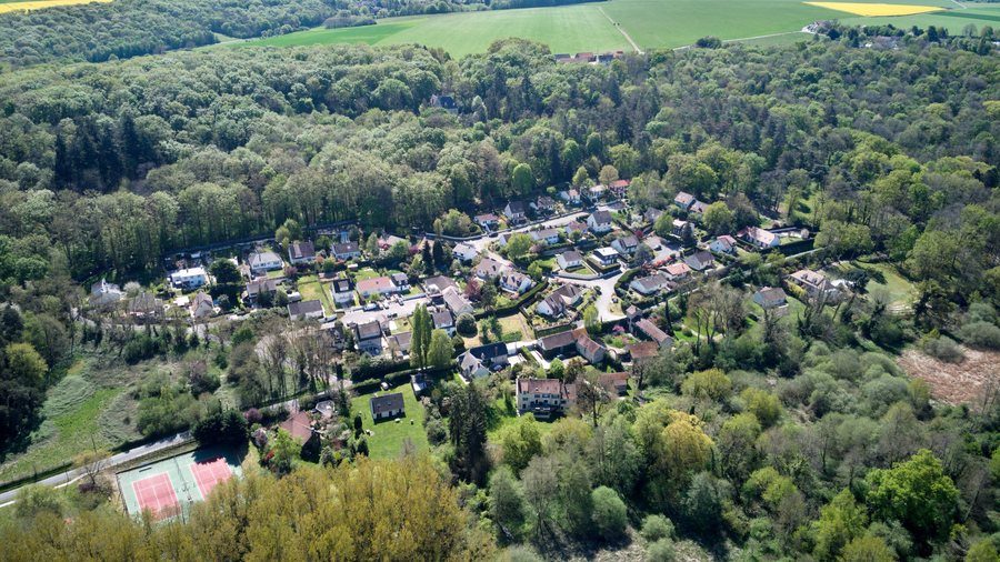 File:Hameau de Bellanger (Sermaise).jpg