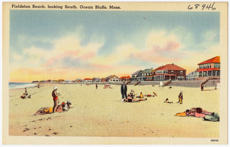Fieldston Beach, вид на юг в Ocean Bluff, Marshfield, Massachusetts