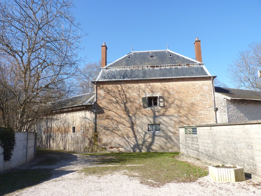 File:Bessey les Citeaux 0001.JPG