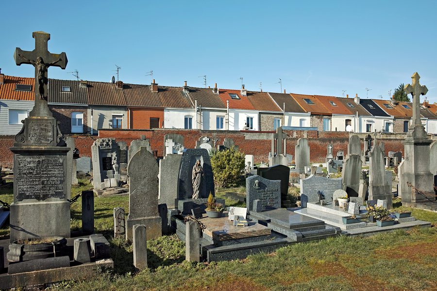 File:Lille lomme cimetiere bourg.jpg