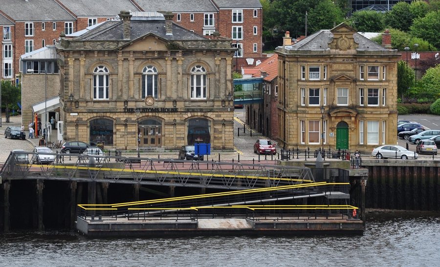 File:The Customs House on Mill Dam, South Shields, South Tyneside, Tyne and Wear, England.JPG
