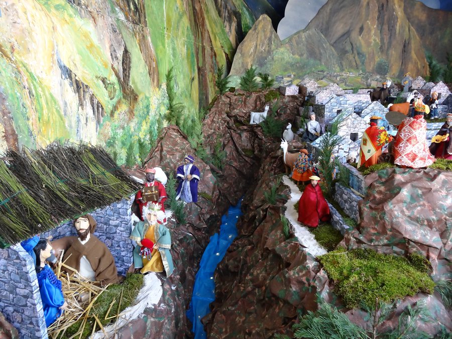 File:Crèche de Gimbrède 2021 02 - Détails de la crèche.jpg