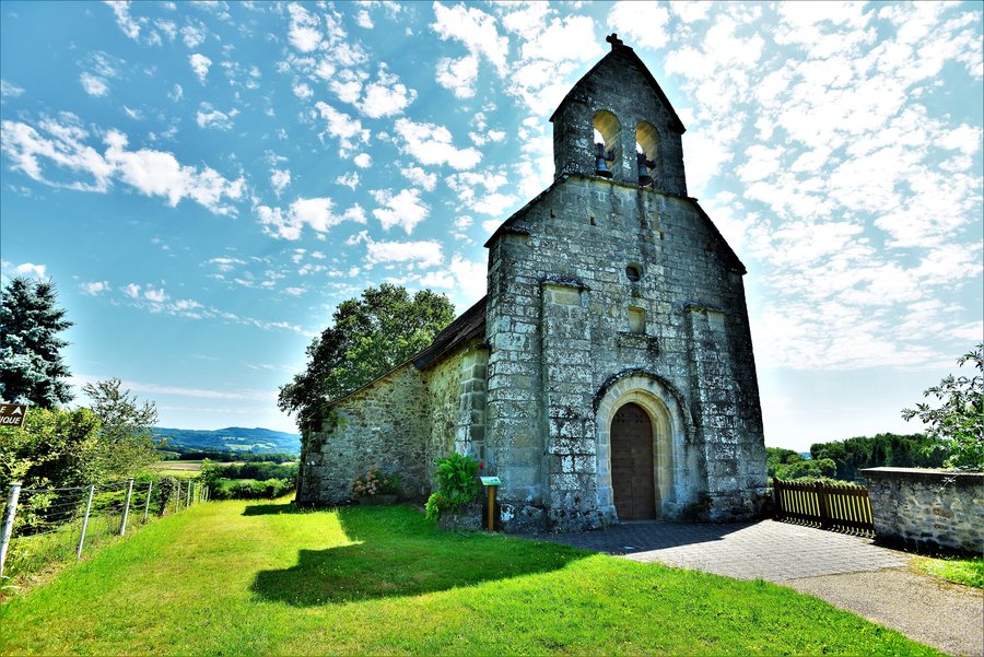 File:L'église de Rilhac-Treignac, Corrèze, France.jpg