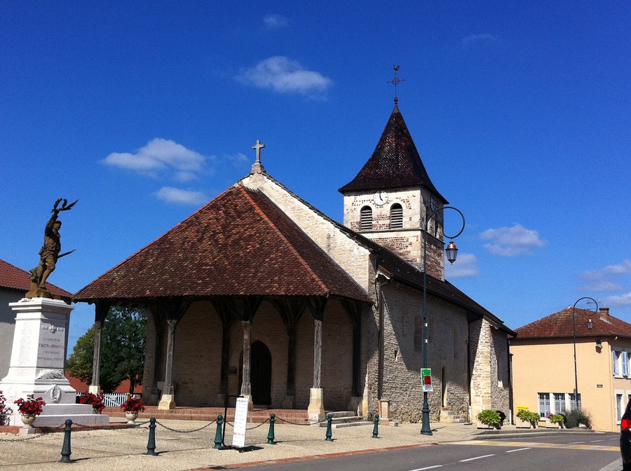 File:Église Saint-Antoine de Saint-Nizier-le-Bouchoux.jpg
