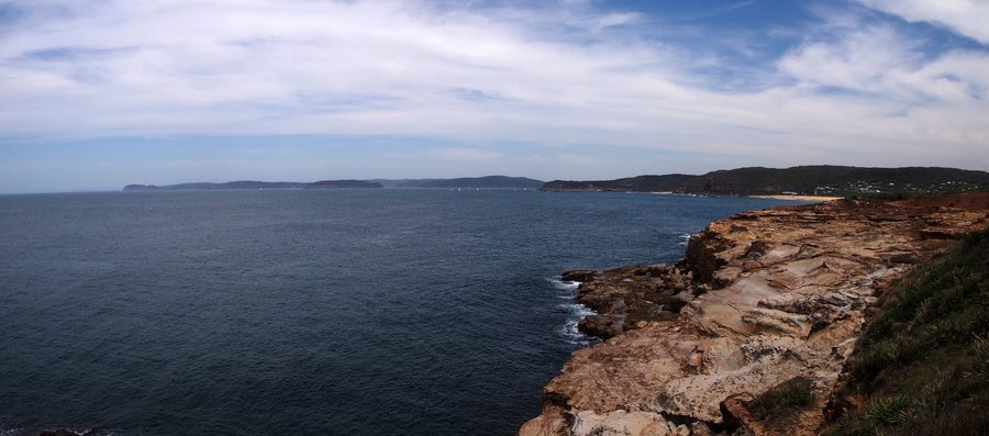 Прибрежный ландшафт вдоль Bouddi Coastal Walk недалеко от Киллкэра