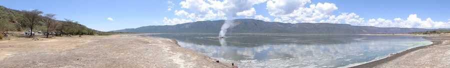 Panorama des Lake Bogoria mit dem Loburu-Delta und geothermalen heißen Quellen