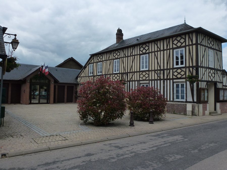 File:Amfreville-la-Campagne (Eure, Fr) mairie.JPG