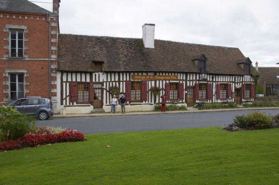 File:Souvigny-en-Sologne A.jpg