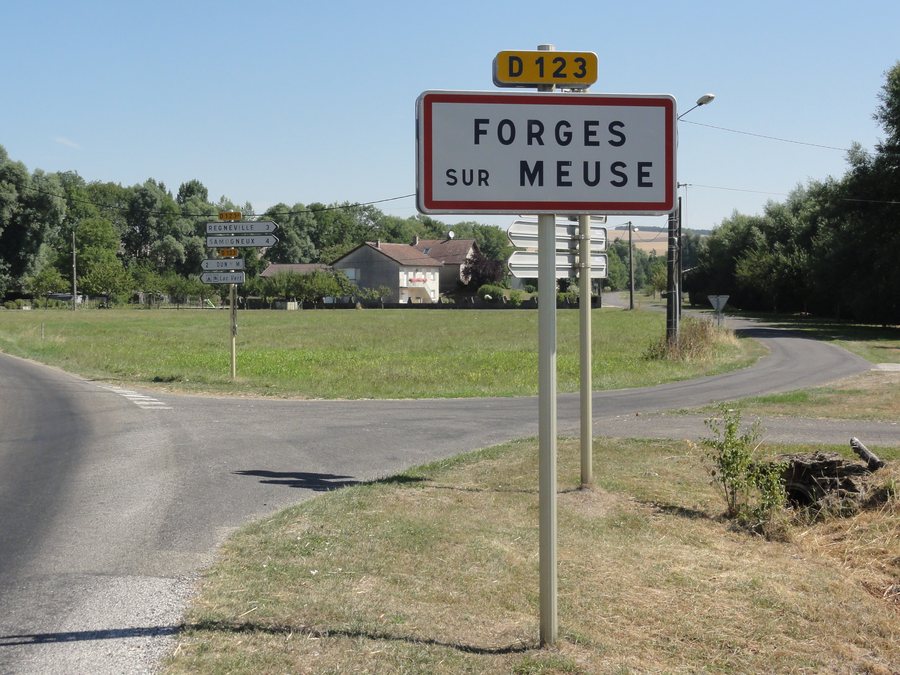 File:Forges-sur-Meuse (Meuse) city limit sign.JPG