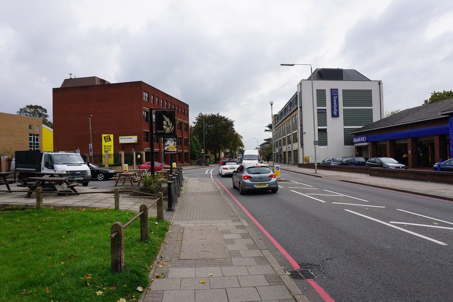 File:London Road, Bromley - geograph.org.uk - 4716489.jpg