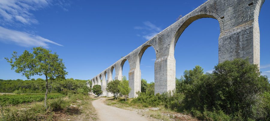 File:Aqueduc de Castries, Hérault 02.jpg