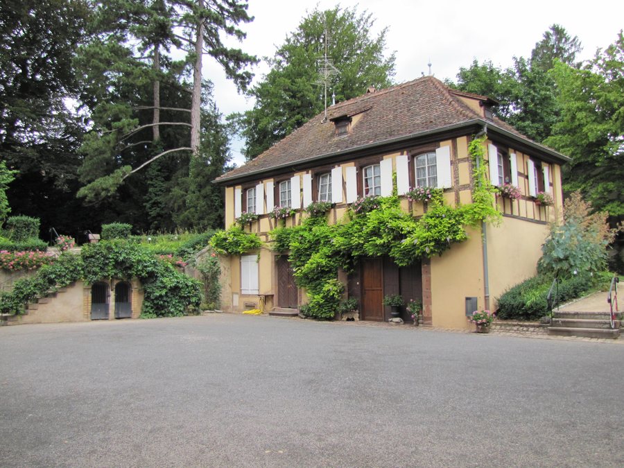 File:Barr HôtelMarco 04.JPG