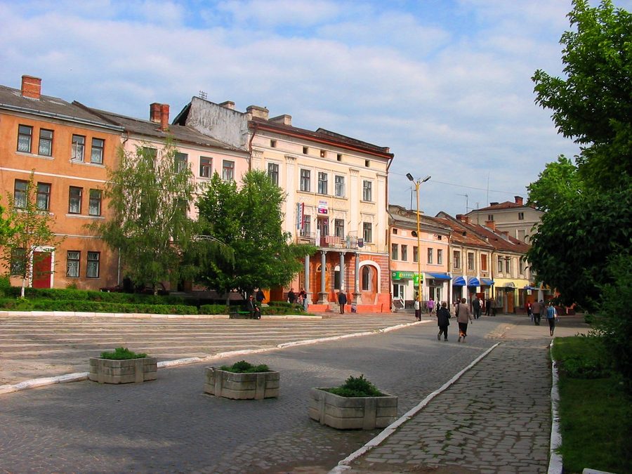 Площадь Рынок в городе Бережаны, Тернопольская область, западная Украина