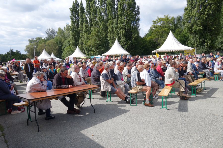 File:Débat contre l'A 45 à La Talaudière.jpg
