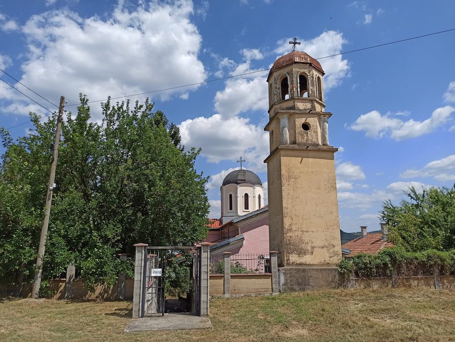 Церковь Успения Пресвятой Богородицы в Стражице